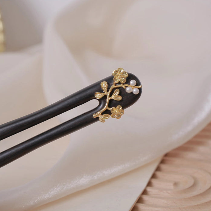 Floral U-Shaped Wood Hair Fork