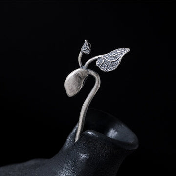 The Bean Sprout Hair Stick