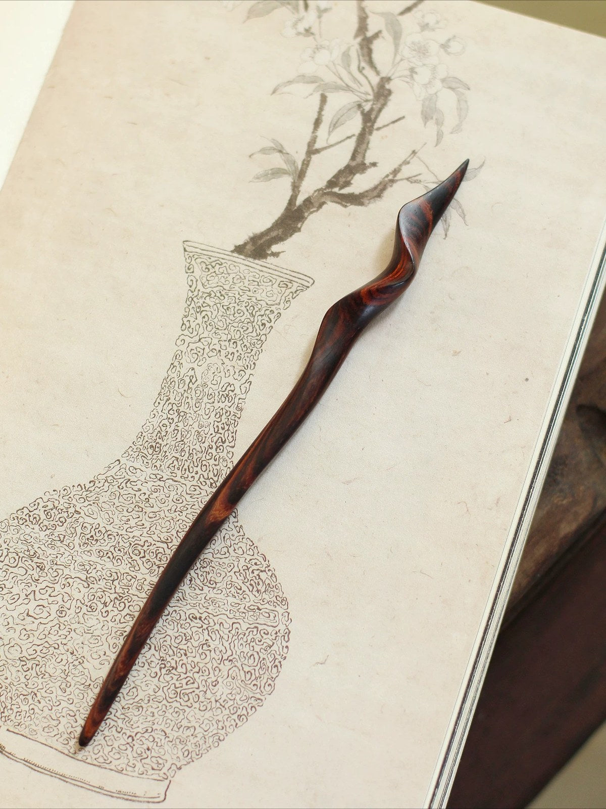 Hand-Carved Weiao Huangtan Wood Curved Hair Stick, detail view 1