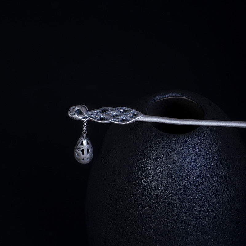 Phoenix Hollow Silver Hairpin, detail view 1