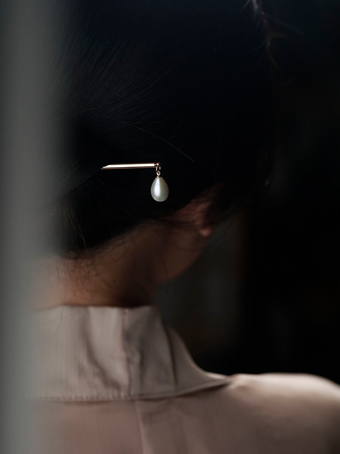 Elegant Gold-Plated Pearl Hair Stick