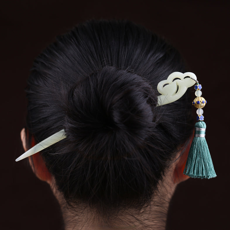 Handmade Jade Hair Stick with Auspicious Cloud Patterns