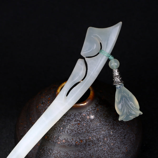 Handmade Xiuyu Jade Hair Stick with Magnolia Dangle