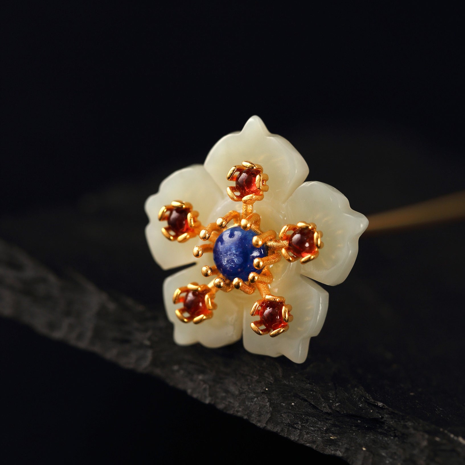 Chinese Traditional Jade Hairpin with Gemstones