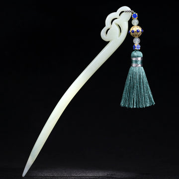 Handmade Jade Hair Stick with Auspicious Cloud Patterns